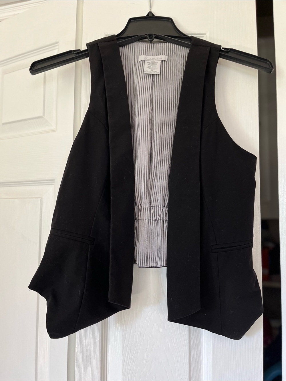 Charlotte Russe Black Sleeveless Open-Front Vest